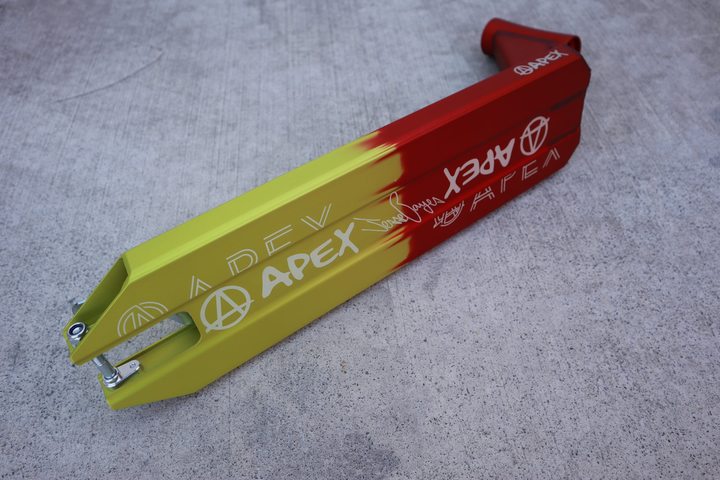 Apex Jesse Bayes Signature Deck