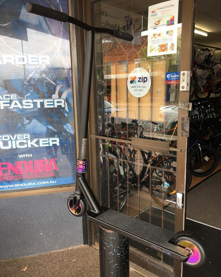 2019 Proline L3 Complete Scooter black & neochrome