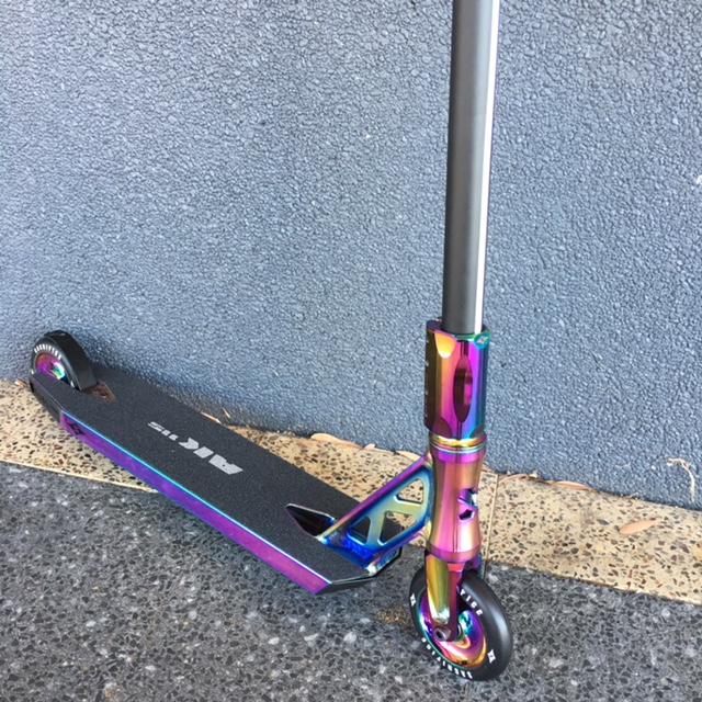 Sacrifice AK115 Complete Scooter